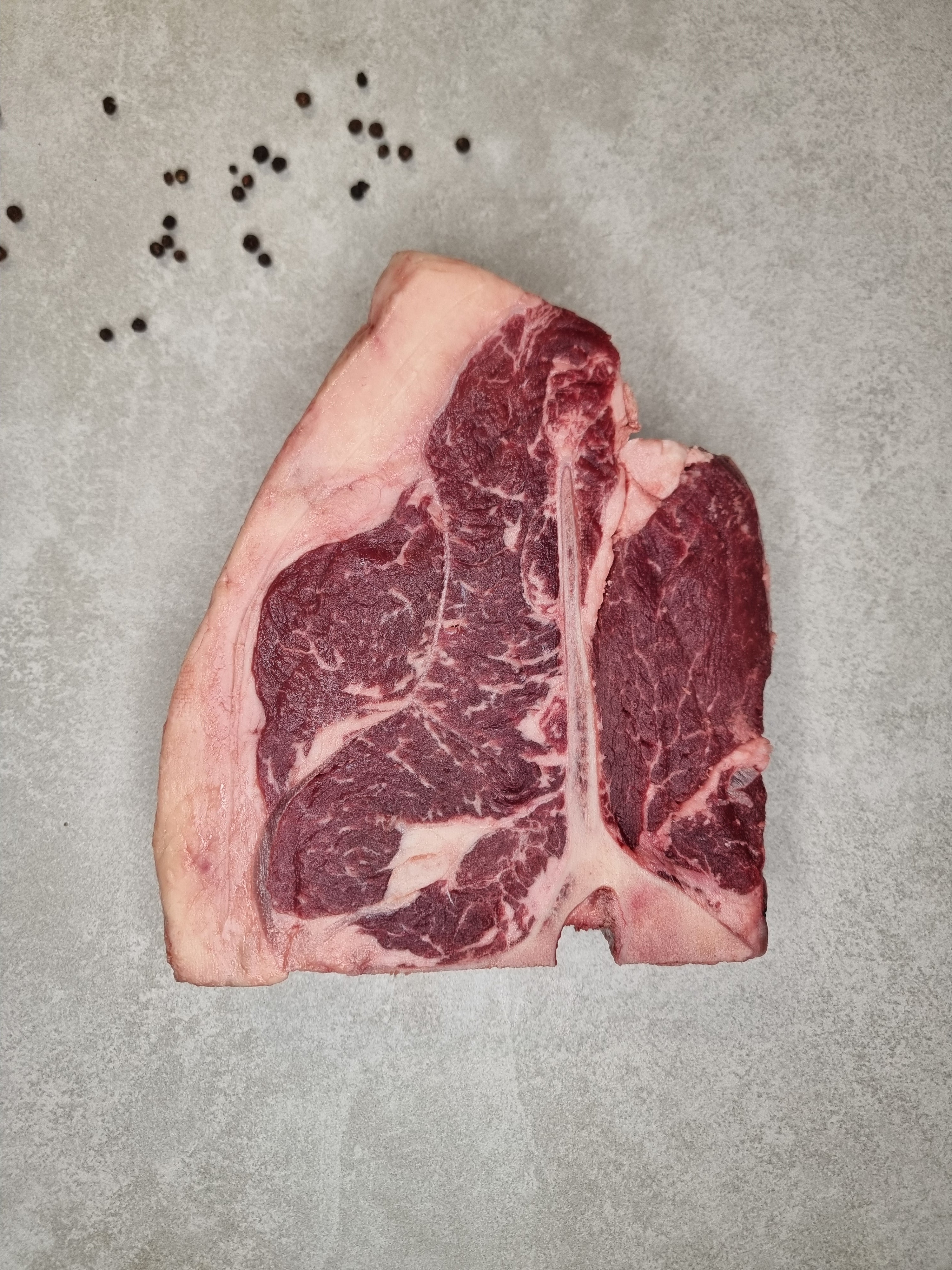 Bio Färsen Porterhouse Steak mit Marmorierung - Premium Rindfleisch