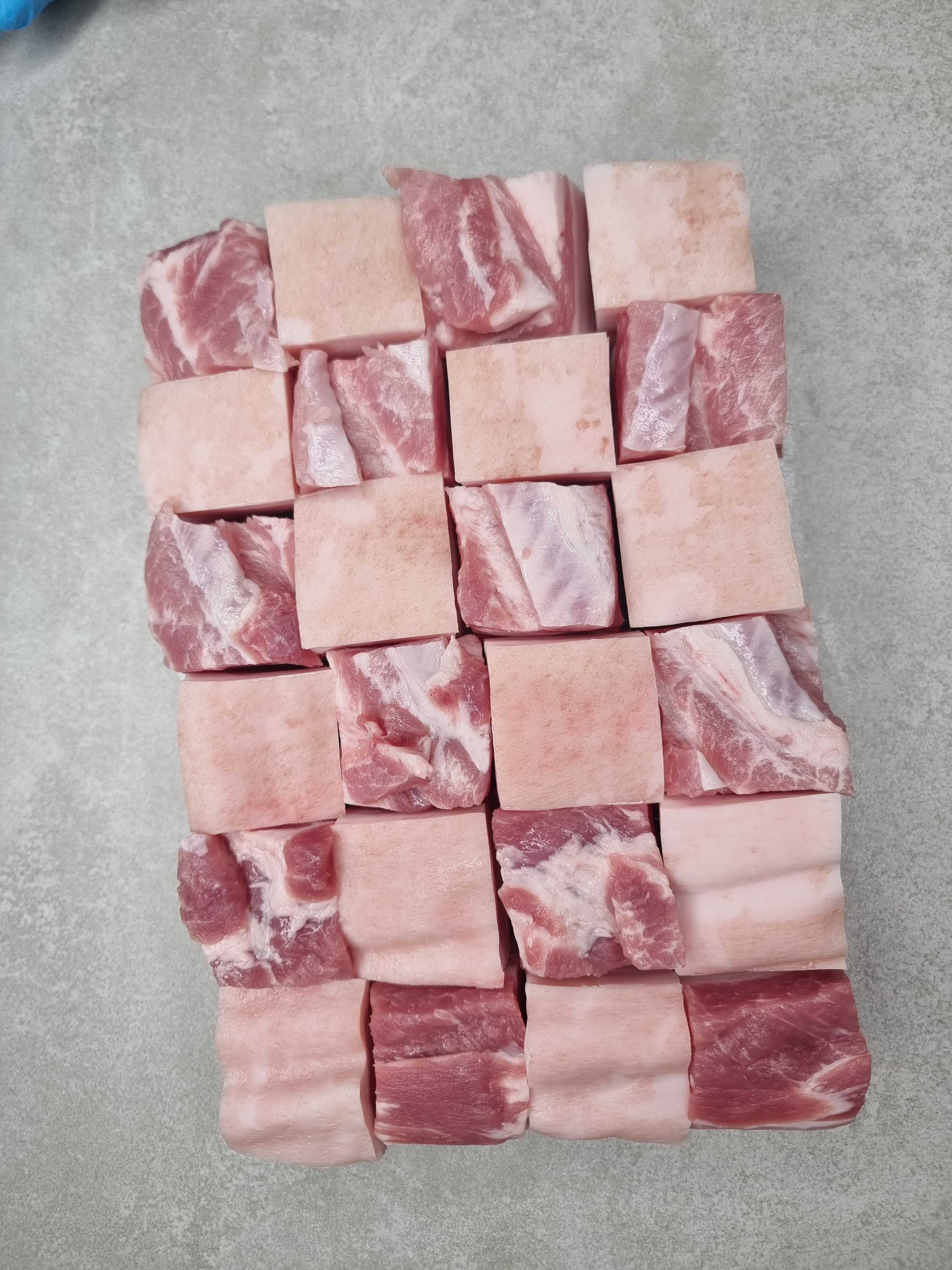 Bio Schweine Bauch Würfel